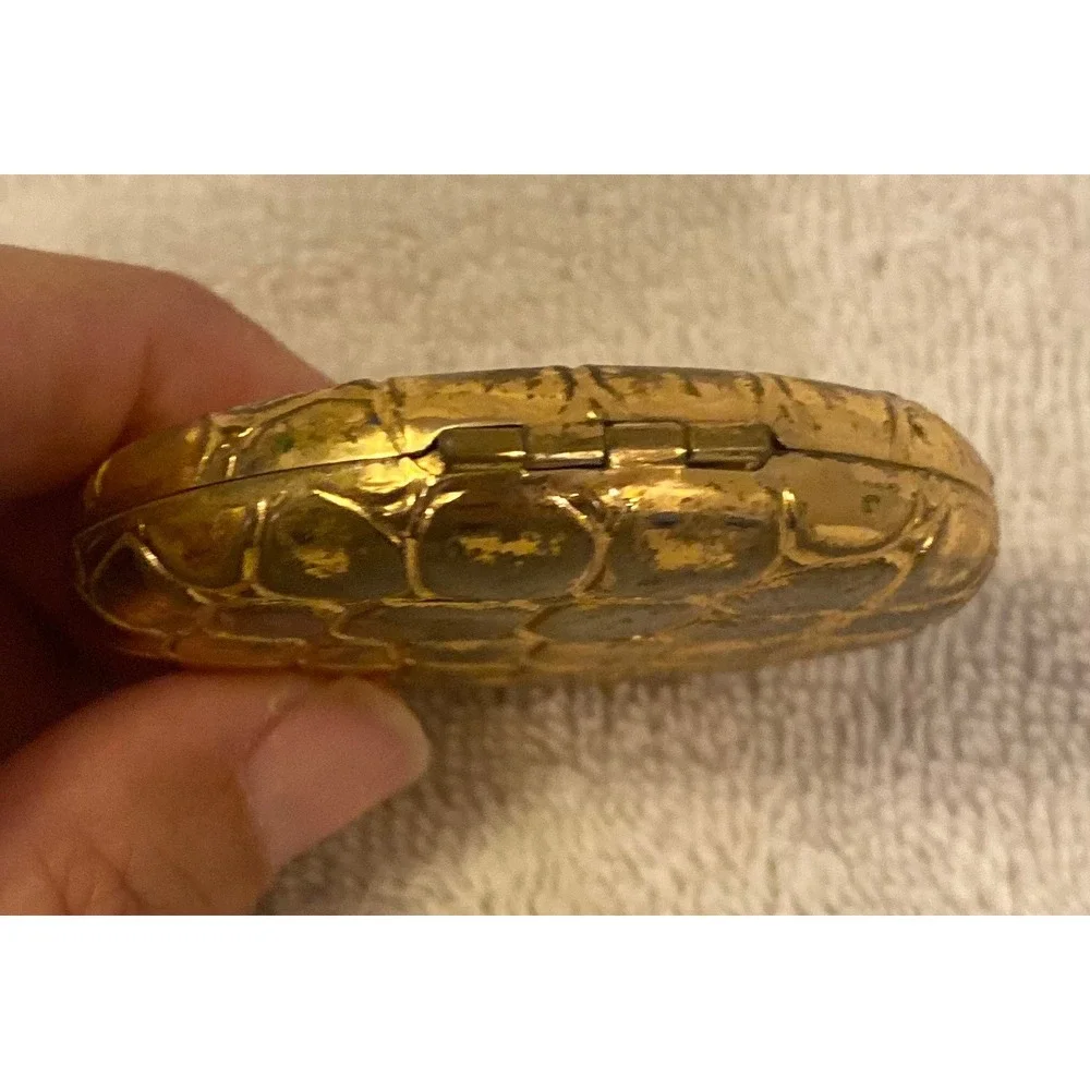 Vintage Estee Lauder‎ Gold Crocodile Embossed Powder Compact Mirror Collectible